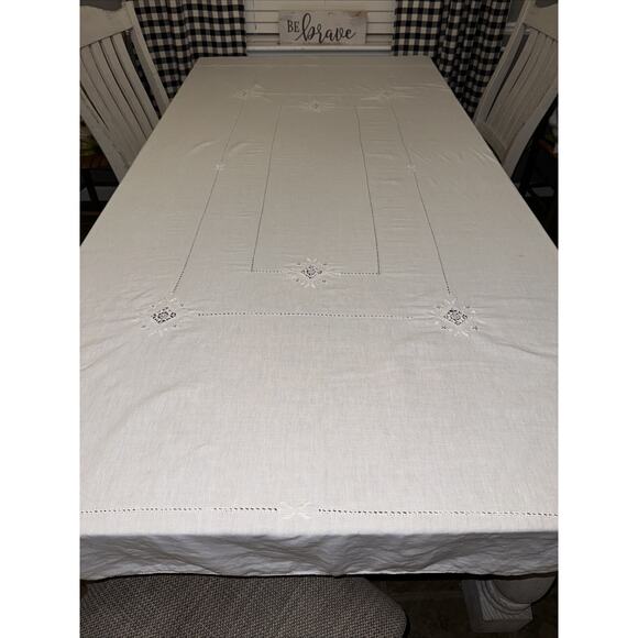 Embroidered White on White Cotton Tablecloth 64"x90" Estate Piece - Picture 1 of 8